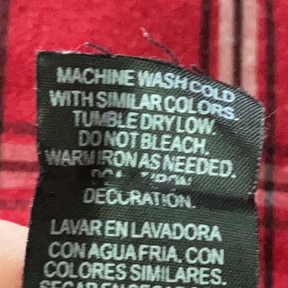 Wisconsin Badgers Medium sleep pants with pockets and patch displaying team. EUC - Picture 7 of 7